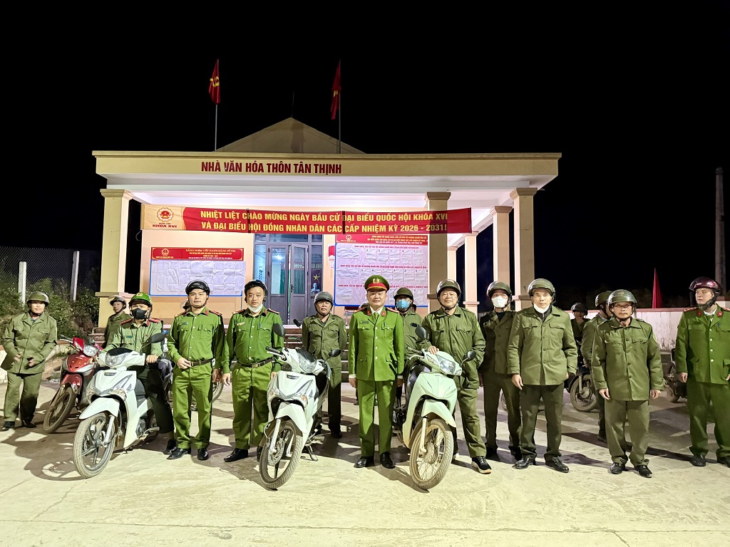 Tăng cường tổ chức tuần tra vũ trang đảm bảo an ninh, trật tự