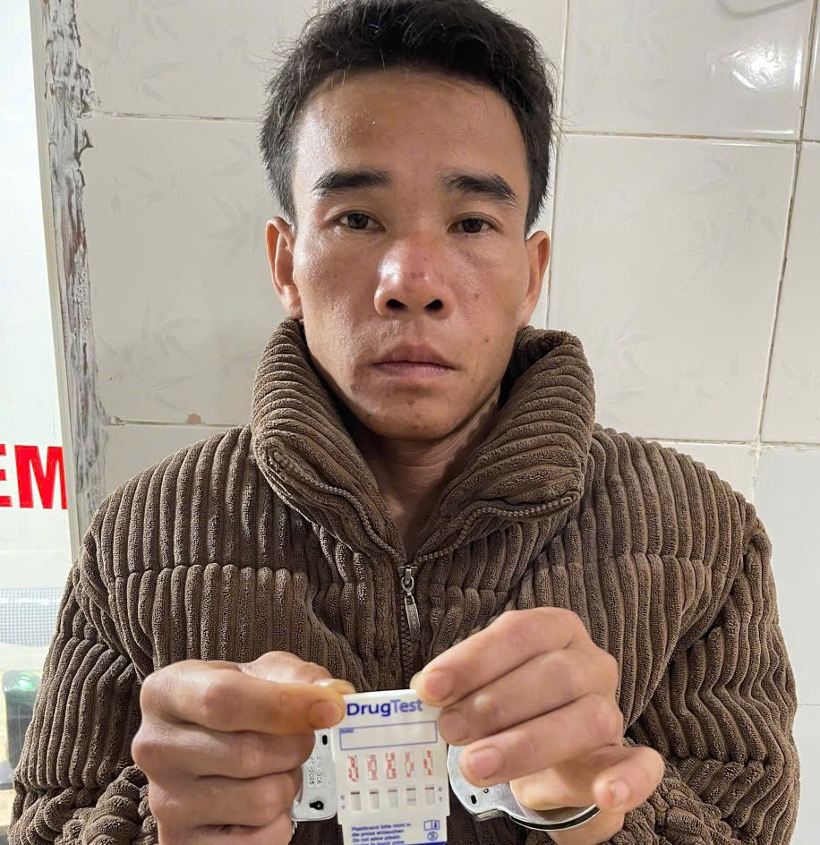 Công an xã Quỳ Châu đấu tranh hiệu quả với vi phạm liên quan vũ khí, vật liệu nổ, công cụ hỗ trợ