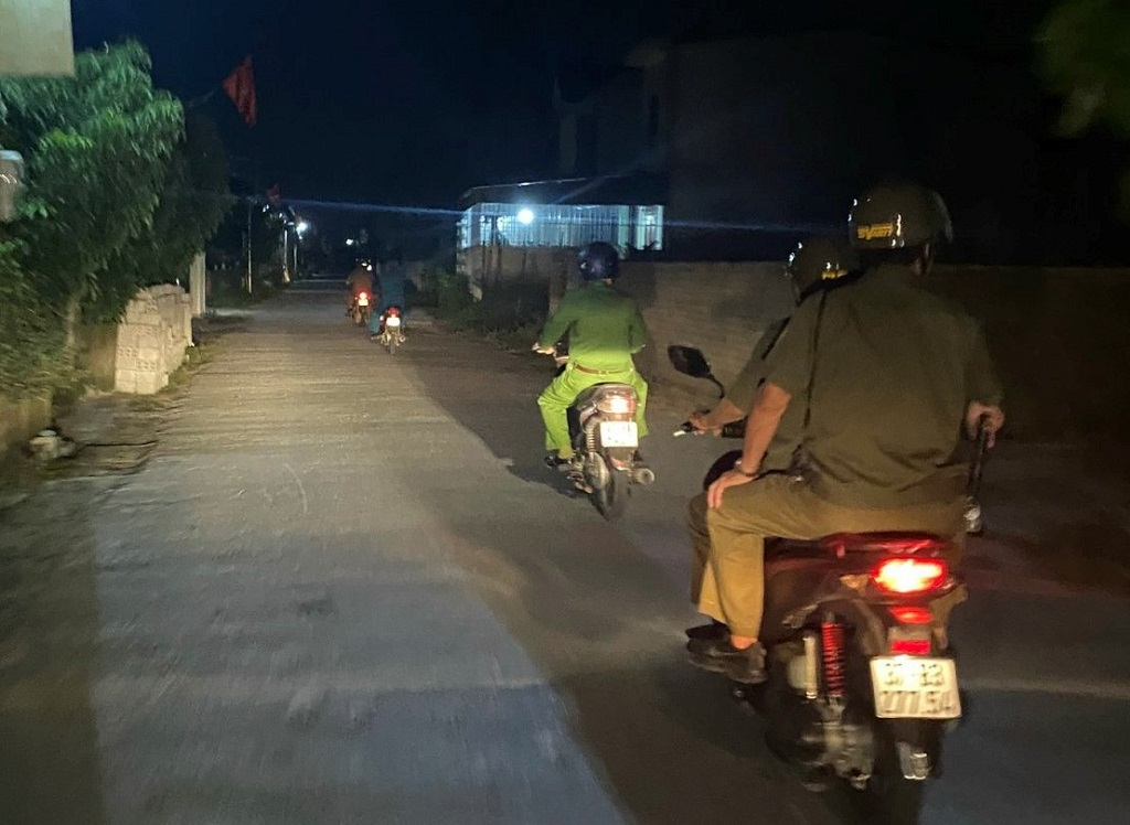 Công an phường Vinh Hưng tăng cường tuần tra, kiểm soát, nắm chắc tình hình, bảo đảm ANTT sau Tết Nguyên đán