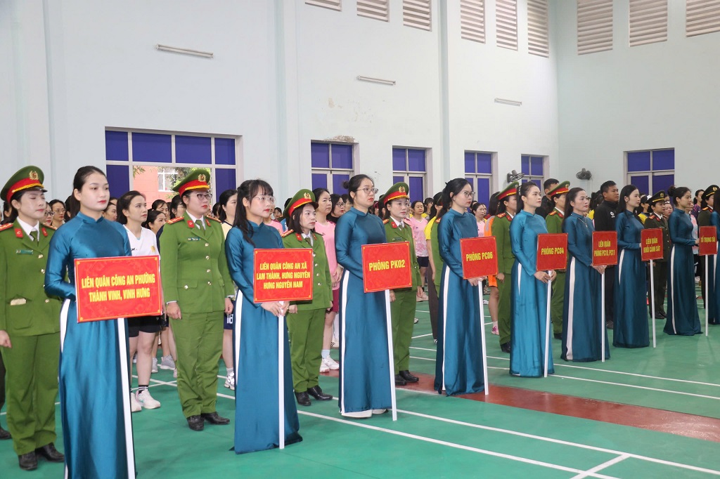 Các đội tham gia thi đấu