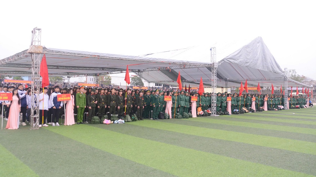 Lễ giao, nhận quân tổ chức trang trọng, chu đáo
