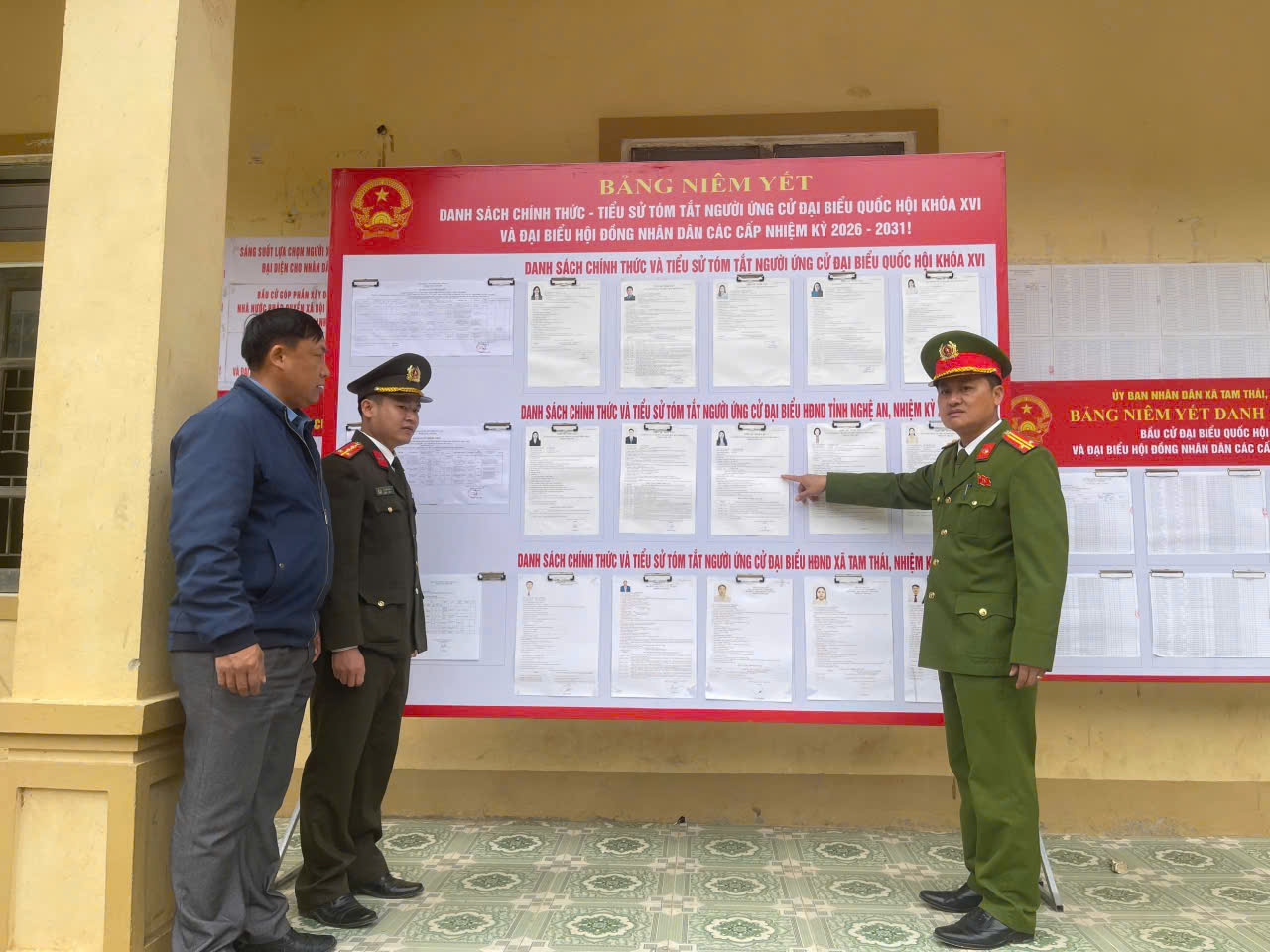 Công an xã Tam Thái tăng cường kiểm tra công tác chuẩn bị tại khu vực bầu cử