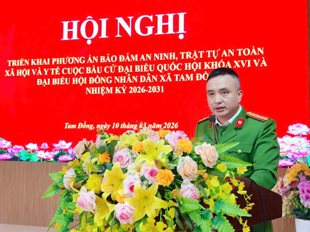 Đại diện Công an xã phát biểu