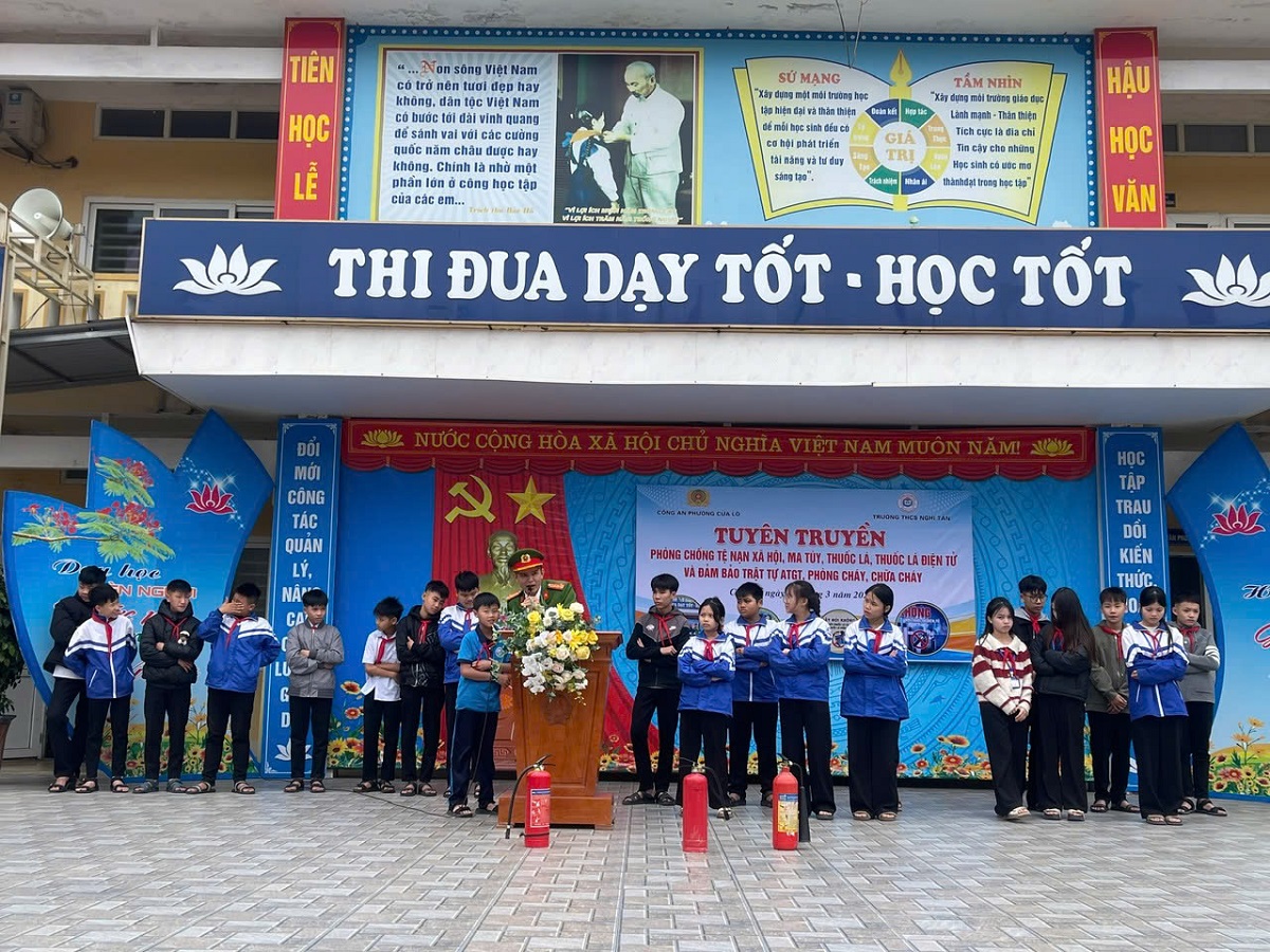 Tuyên truyền, phổ biến giáo dục pháp luật tại Trường THCS Nghi Tân