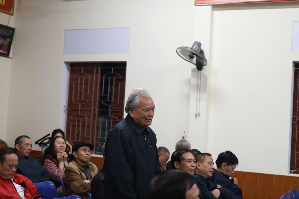 Người dân phường Trường Trường Vinh tích cực đóng góp ý kiến