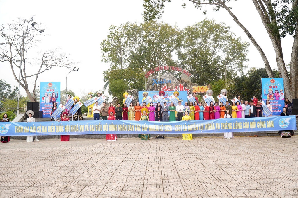 Công an xã tổ chức hoạt động hưởng ứng