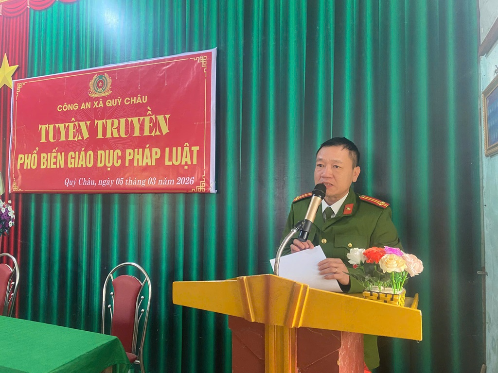Công an xã Quỳ Châu tuyên truyền, phổ biến pháp luật về bảo vệ môi trường