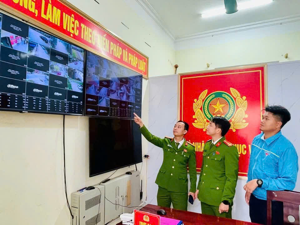 Công an xã Thần Lĩnh bàn giao 