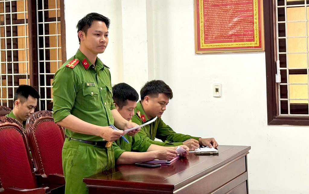 Cán bộ, chiến sĩ phát biểu tại Hội nghị