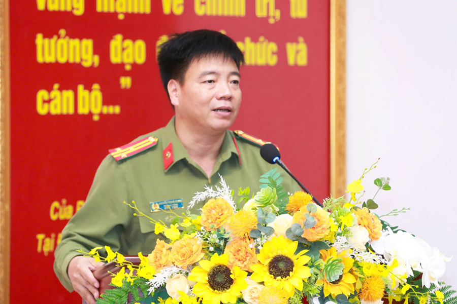 Đồng chí Thượng tá Nguyễn Trọng Khanh, Trưởng phòng Công tác chính trị phổ biến nội dung điều lệnh đội ngũ, nghi lễ CAND năm 2026