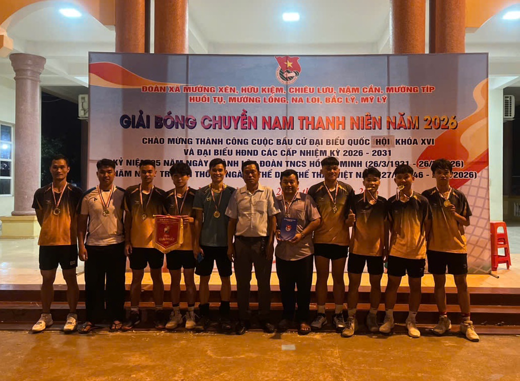 Liên quân Công an xã Hữu Kiệm và Đoàn Thanh niên xã giành giải nhất