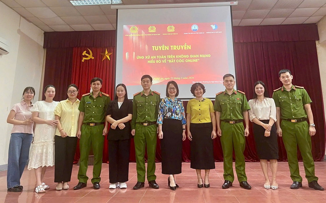 Công an phường Trường Vinh thường xuyên phối hợp đơn vị liên quan tổ chức tuyên truyền, phổ biến pháp luật