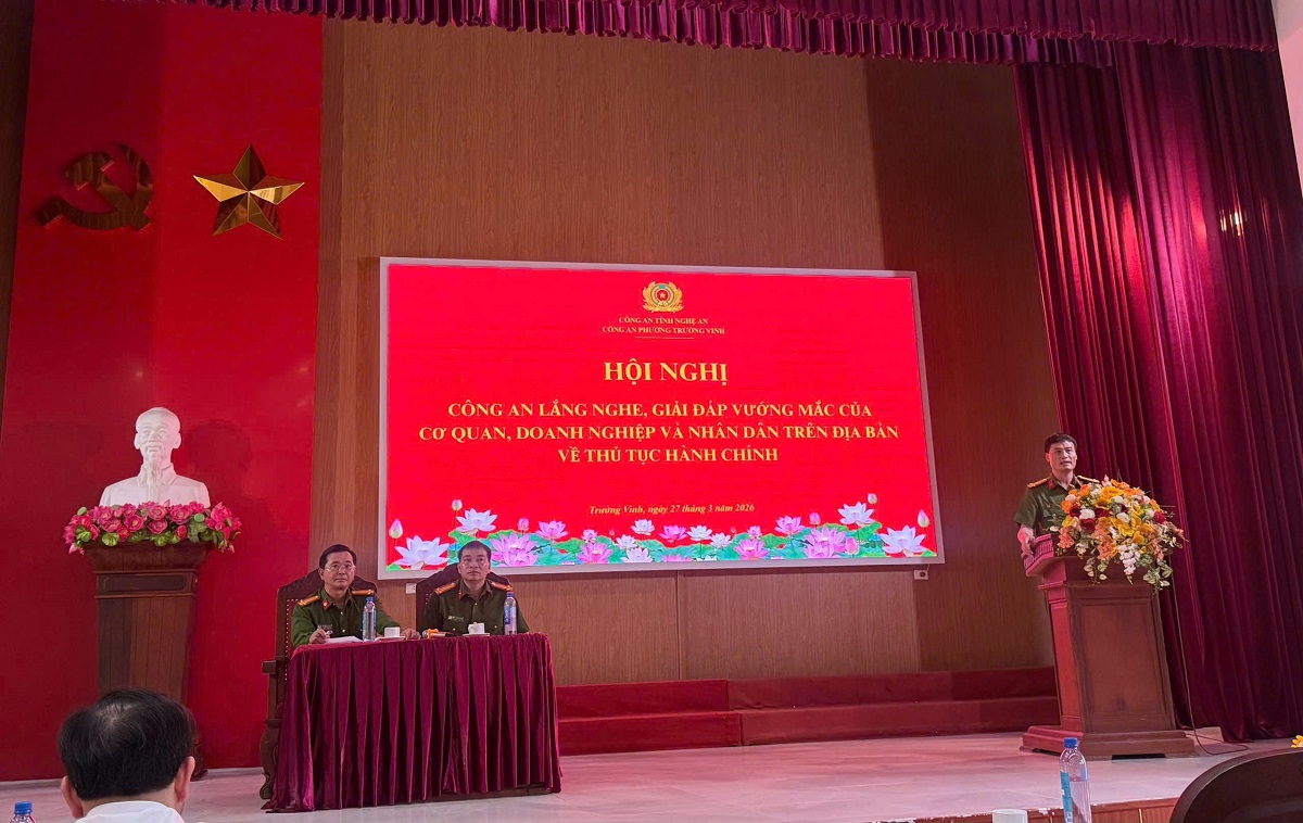 Công an lắng nghe, giải đáp vướng mắc của cơ quan, doanh nghiệp và Nhân dân về thủ tục hành chính