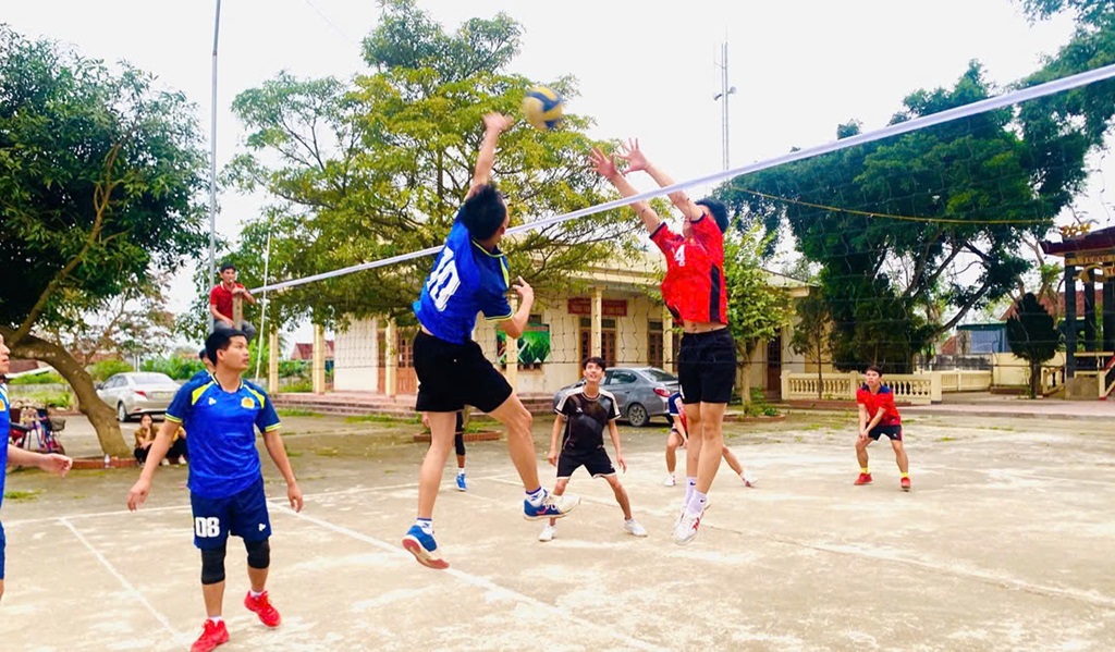 Công an xã Nghĩa Đồng giao lưu bóng chuyền chào mừng kỷ niệm 95 năm Ngày thành lập Đoàn