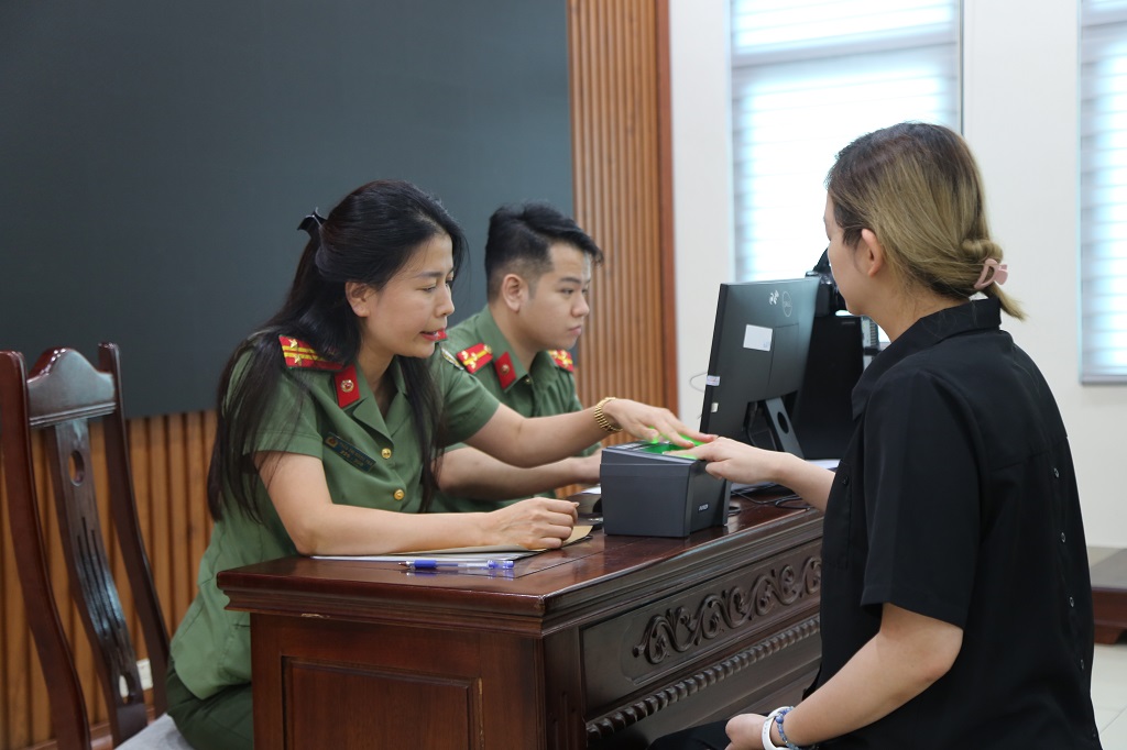 Một số điểm mới về trục xuất người nước ngoài vi phạm pháp luật tại Việt Nam từ ngày 01/4/2026