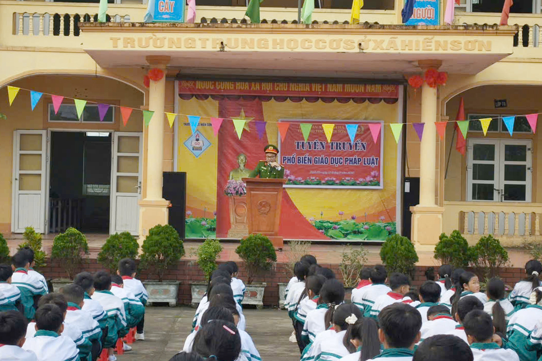 Tuyên truyền, phổ biến pháp luật tại trường học