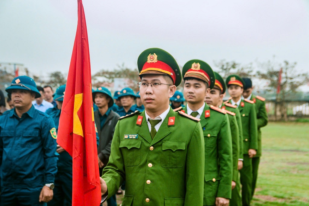 Công an xã tham gia Lễ phát động