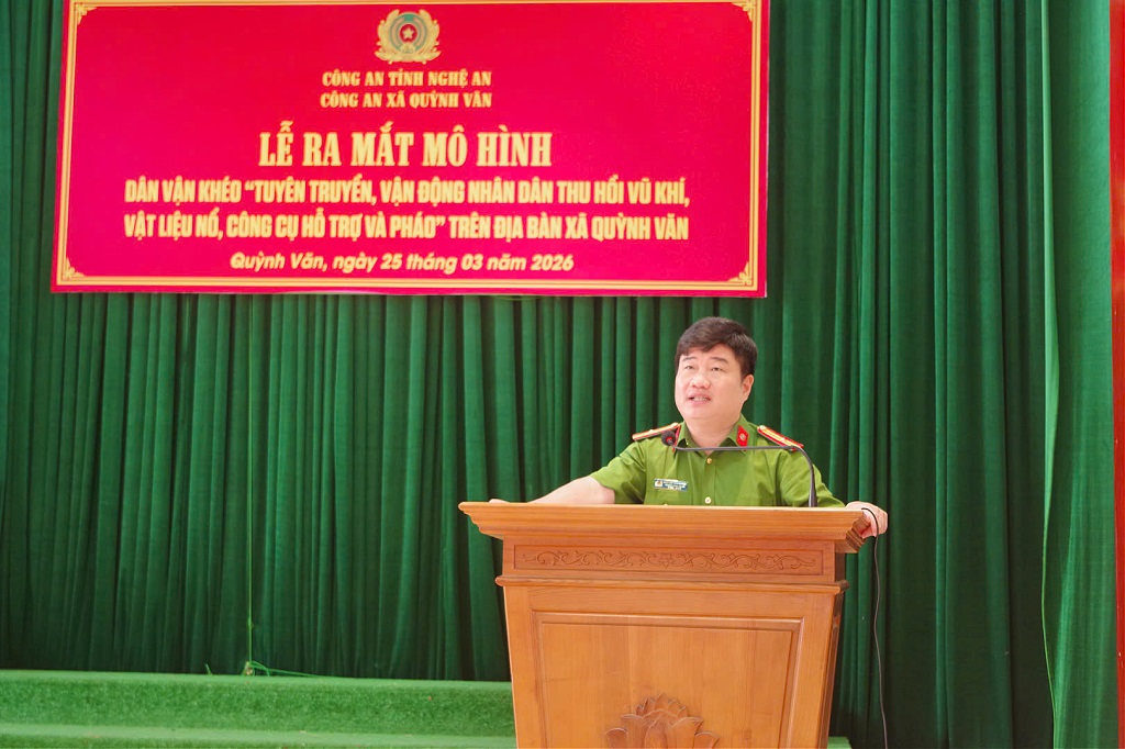 Công an xã phát biểu tại Hội nghị