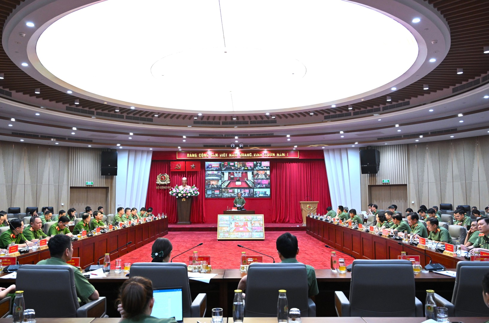 Toàn cảnh Hội nghị