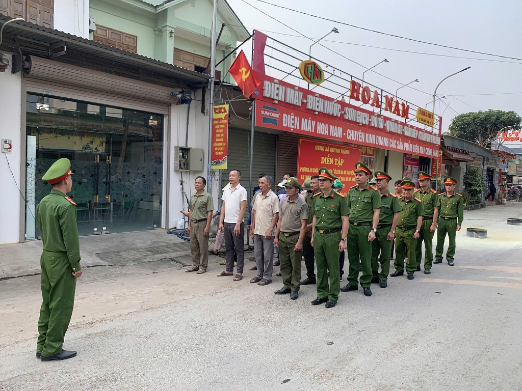 Diễn tập giúp người dân rèn luyện kỹ năng xử lý tình huống cháy, nổ, nâng cao khả năng phối hợp giữa các hộ gia đình