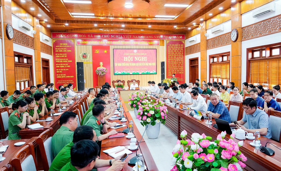 Toàn cảnh hội nghị