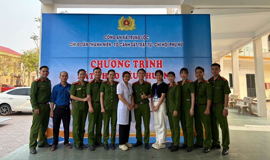 Chương trình thể hiện tinh thần xung kích, tình nguyện, vì cộng đồng của đoàn viên thanh niên, hội viên phụ nữ Công an xã Trung Lộc