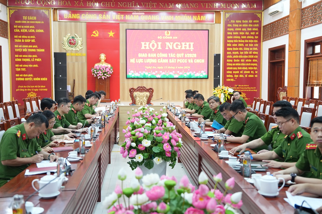 Tại điểm cầu Công an tỉnh Nghệ An