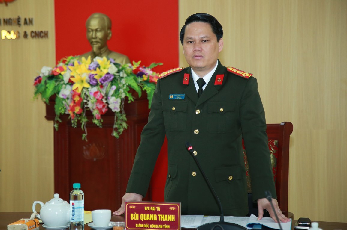 Đồng chí Đại tá Bùi Quang Thanh, Bí thư Đảng ủy, Giám đốc Công an tỉnh phát biểu chỉ đạo tại buổi làm việc