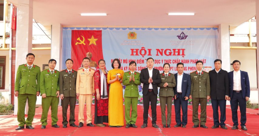Lễ ra mắt mô hình điểm “Giáo dục ý thức chấp hành pháp luật và kỹ năng sống trong các trường học” tại Trường THPT Lê Hồng Phong