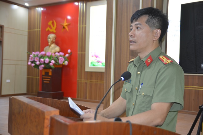 Đại diện Lãnh đạo Phòng An ninh kinh tế phát biểu