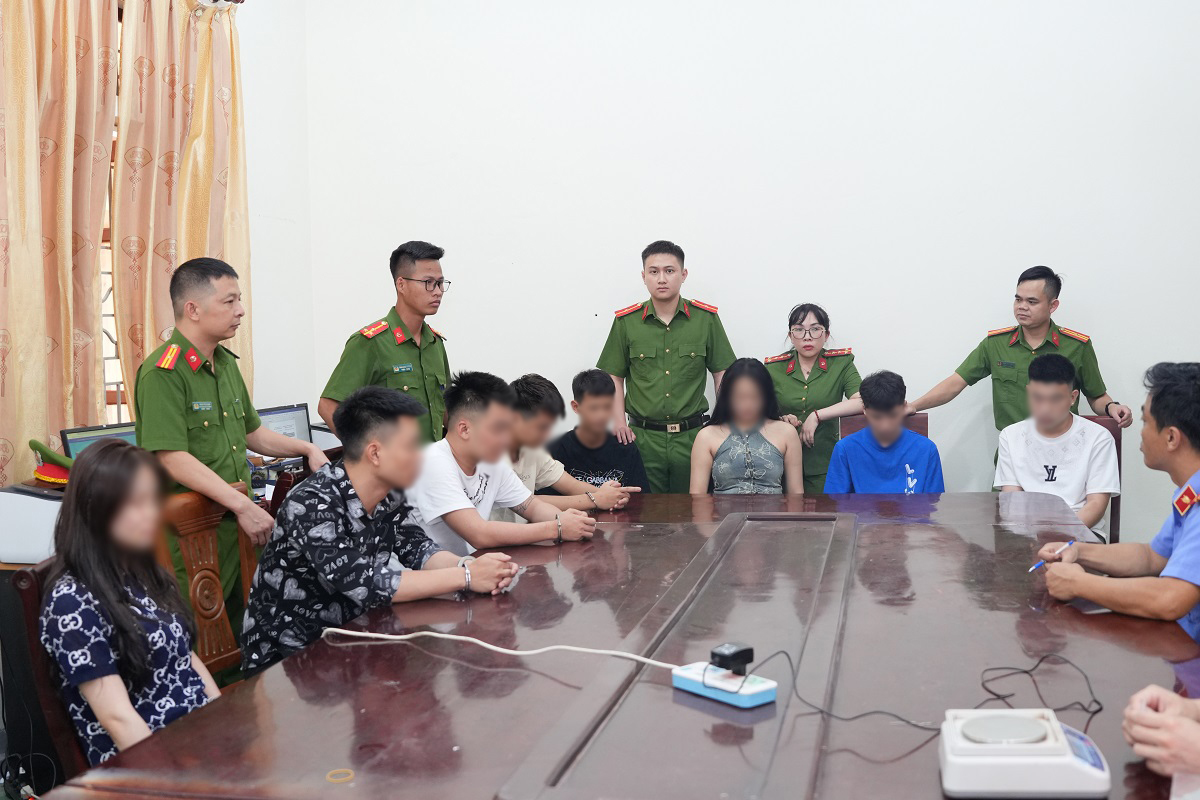 Các đối tượng tại cơ quan Công an