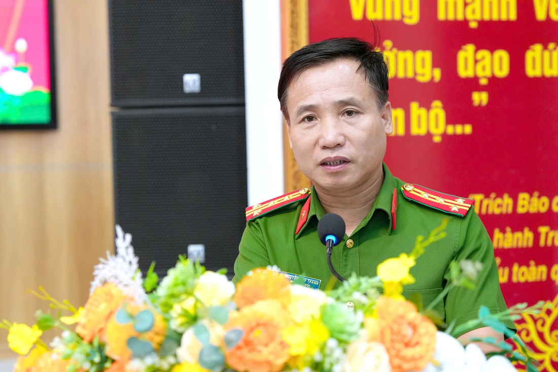 Đồng chí Đại tá Nguyễn Duy Thanh, Phó Giám đốc, Thủ trưởng Cơ quan CSĐT Công an tỉnh phát biểu chỉ đạo tại Hội nghị