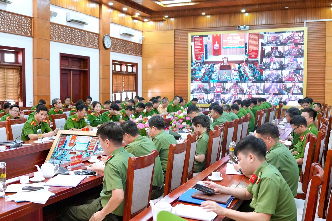 Hội nghị được tổ chức theo hình thức trực tuyến