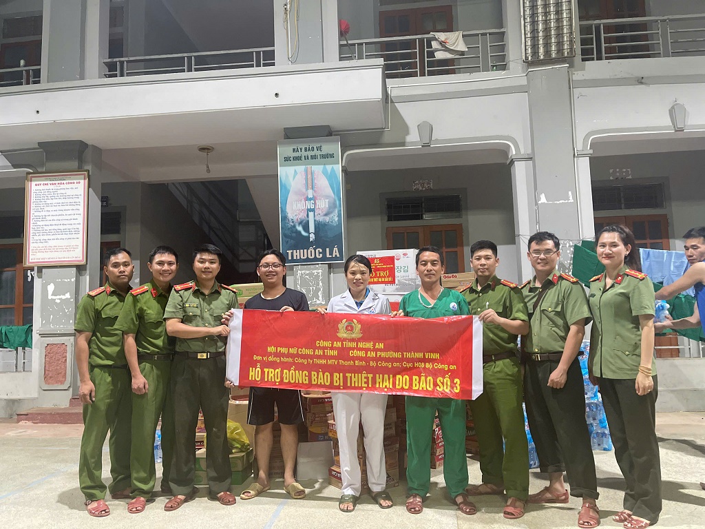 Hỗ trợ nhu yếu phẩm cho Trung tâm y tế huyện Tương Dương (cũ)