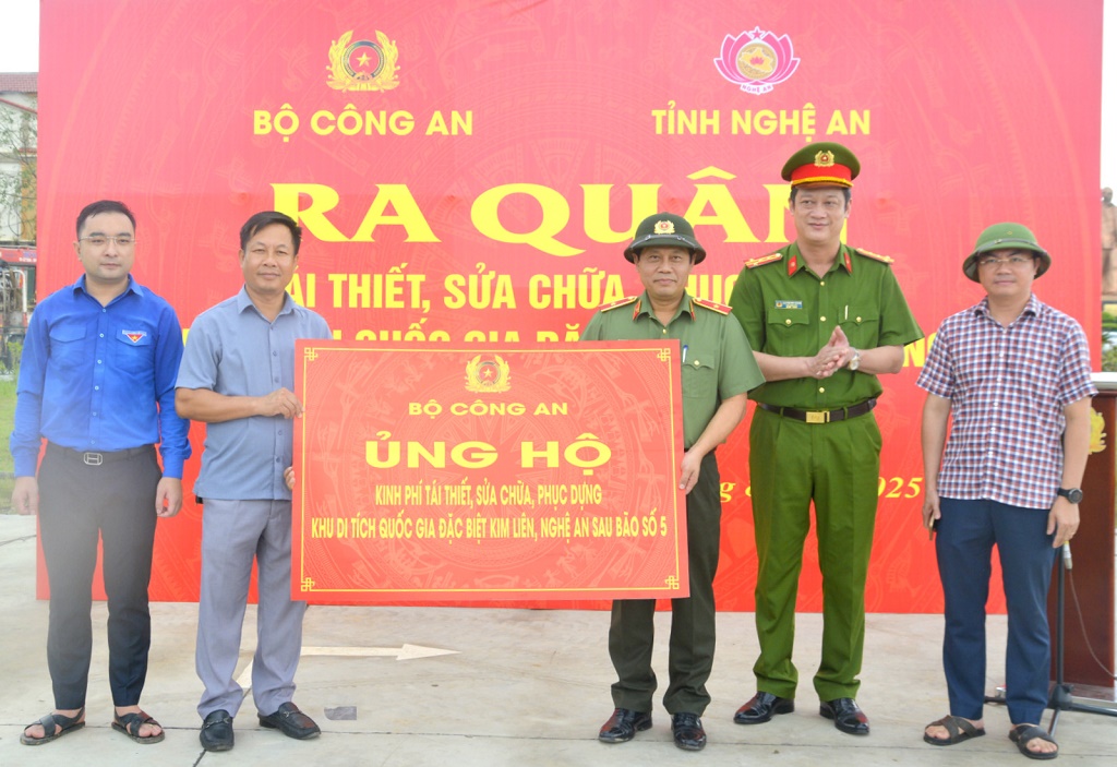 Bộ Công an ủng hộ kinh phí tái thiết, sửa chữa Khu di tích Quốc gia đặc biệt Kim Liên