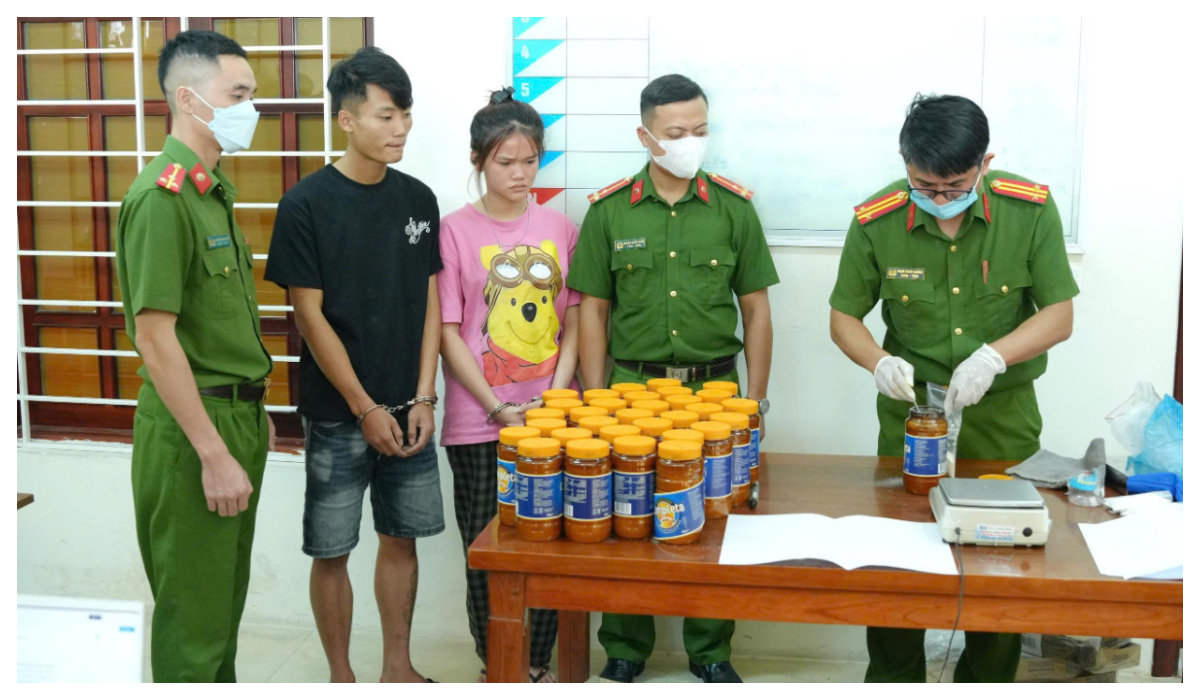 Triệt xóa đường dây mua bán trái phép chất ma túy từ nước ngoài về Việt Nam qua đường hàng không