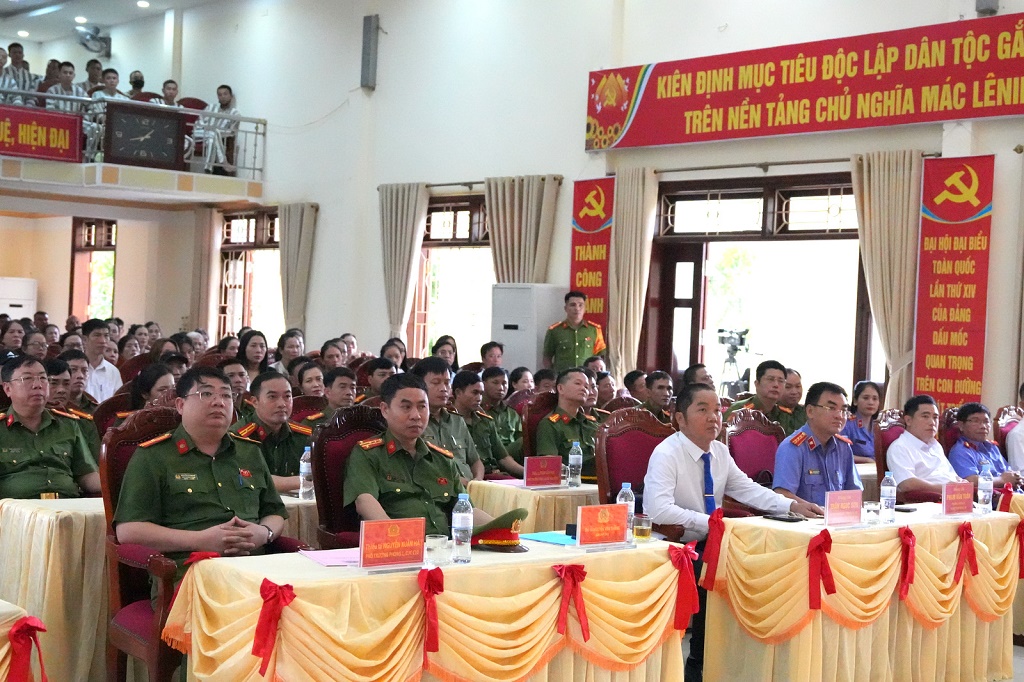 Các đại biểu tham dự 