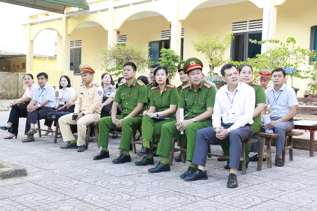 Các đại biểu tham dự buổi tuyên truyền