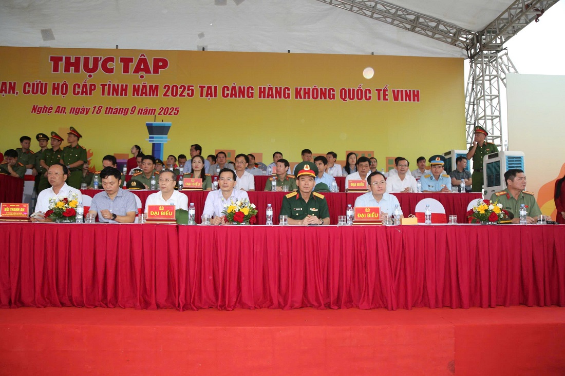 Đại biểu tham dự buổi diễn tập