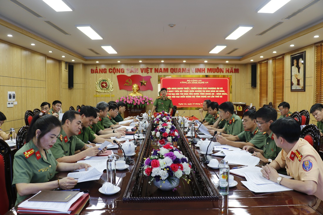 Toàn cảnh Hội nghị