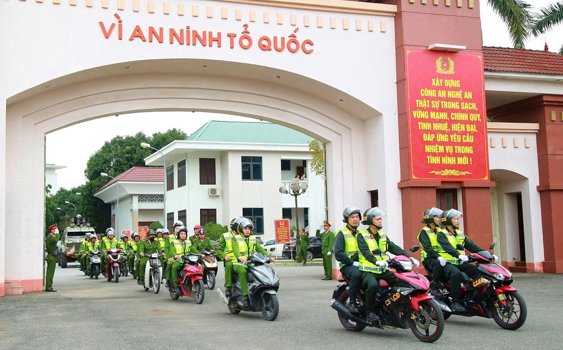 Công an Nghệ An ra quân bảo đảm an ninh trật tự, vì cuộc sống bình yên, hạnh phúc của Nhân dân