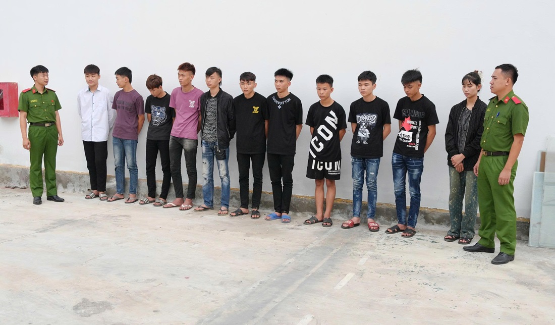 Bắt nhóm 11 đối tượng gây rối trật tự công cộng, làm một người bị thương nặng