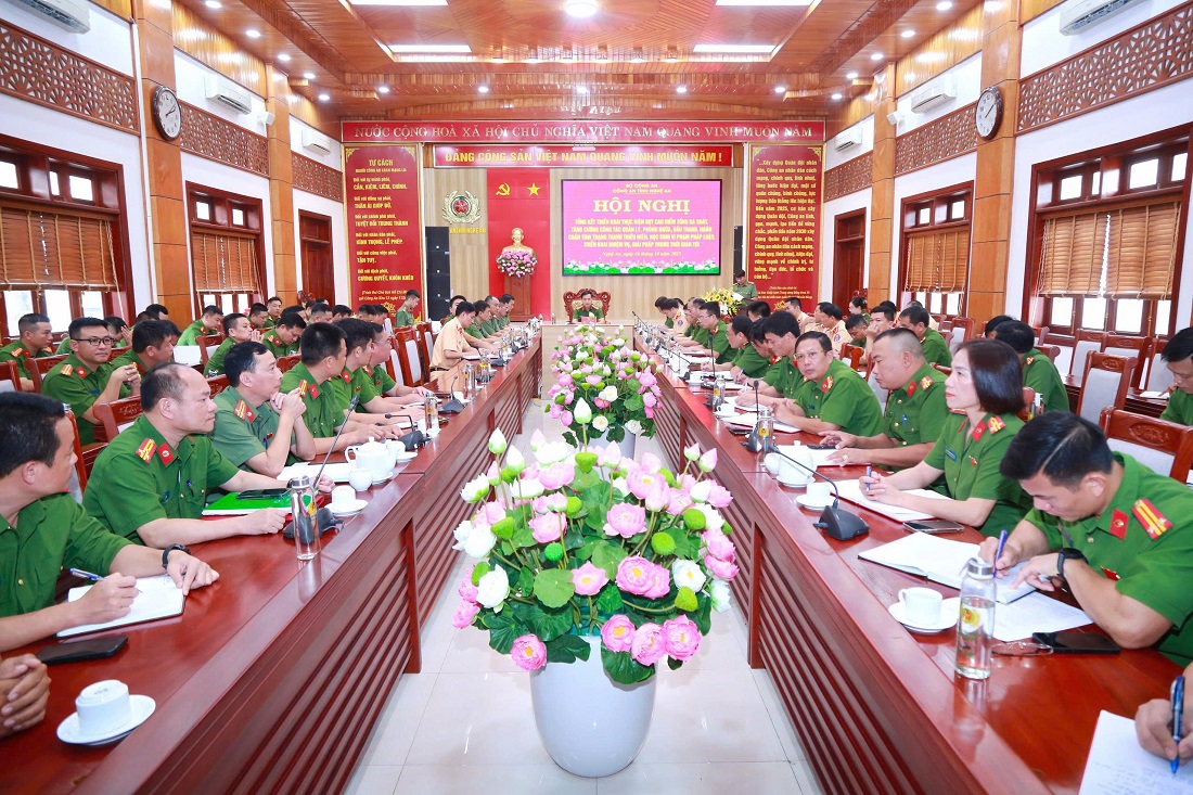 Toàn cảnh Hội nghị