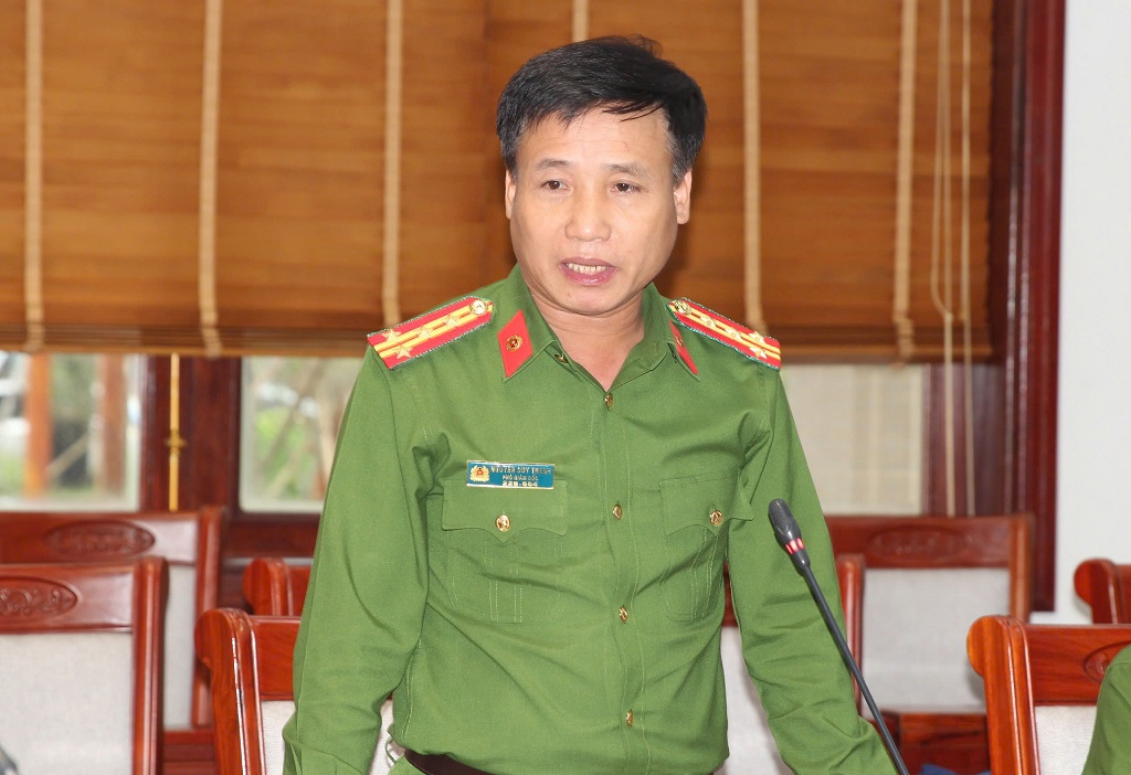 Đồng chí Đại tá Nguyễn Duy Thanh, Ủy viên Ban Thường vụ Đảng ủy, Phó Giám đốc Công an tỉnh phát biểu tại Hội nghị