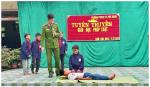 Công an xã Nậm Cắn tuyên truyền, phổ biến pháp luật cho học sinh
