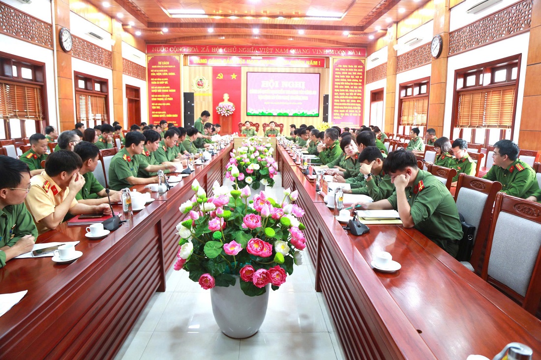 Toàn cảnh Hội nghị