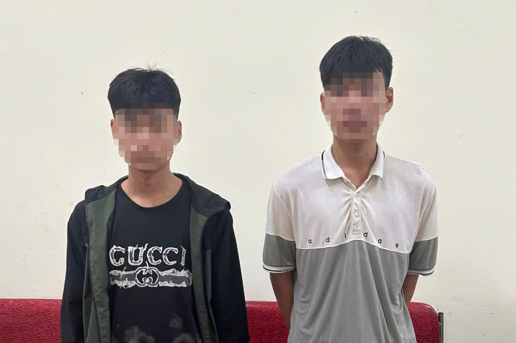 02 đối tượng tại cơ quan Công an