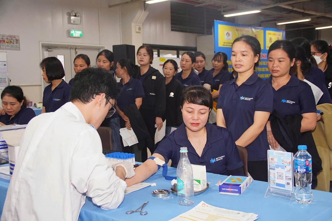 Khám sức khỏe cho công nhân lao động Công ty TNHH May An Nam Matsuoka
