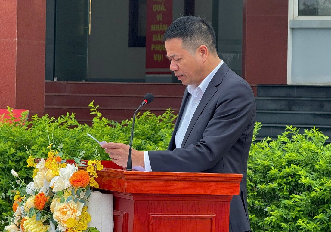 Đồng chí Đàm Hữu Hồng, Bí thư Đảng ủy, Chủ tịch HĐND phường Tân Mai phát biểu