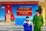 Công an phường Quỳnh Mai tuyên truyền phòng, chống pháo nổ cho học sinh tiểu học